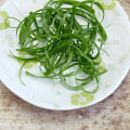 thinly sliced green onions
